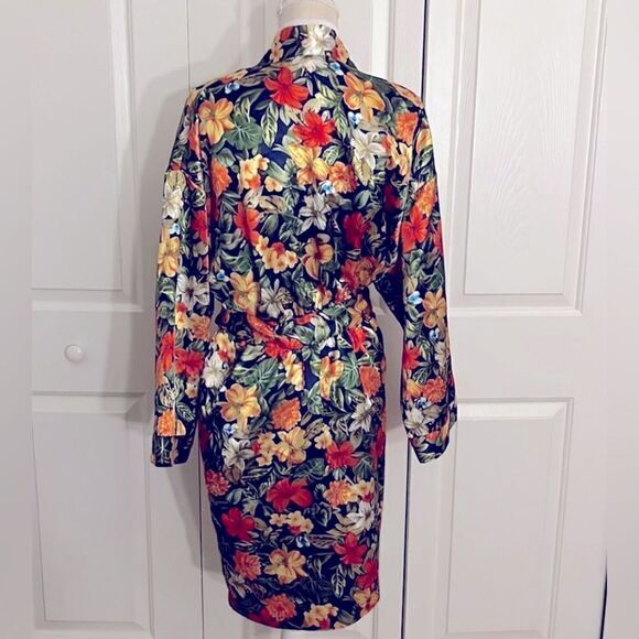 Michelle Louise Silky Floral Bathrobe Belted Vibrant Fall Colors - Picture 2 of 8